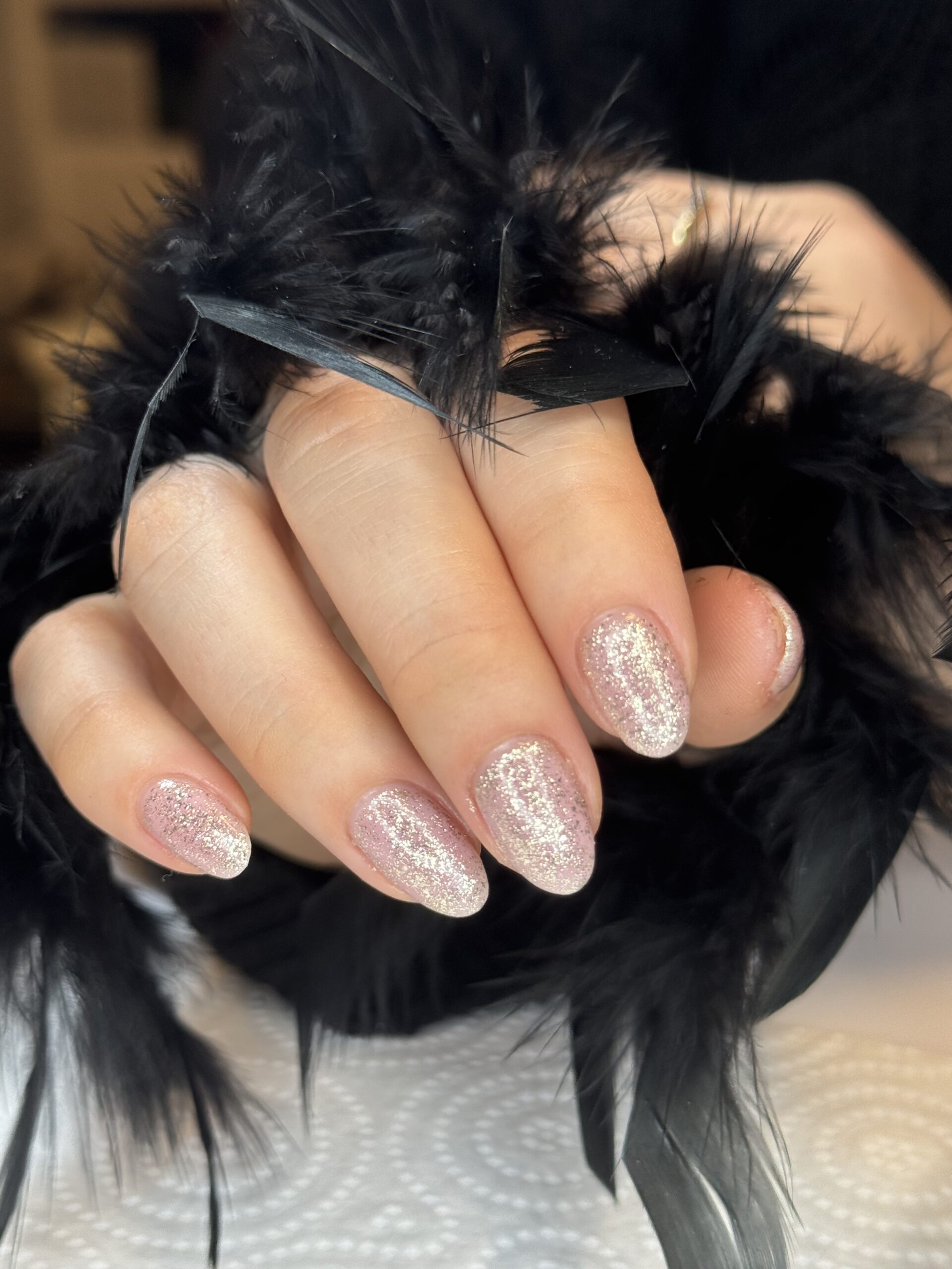 Maya Beauty Salong Tønsberg negler1