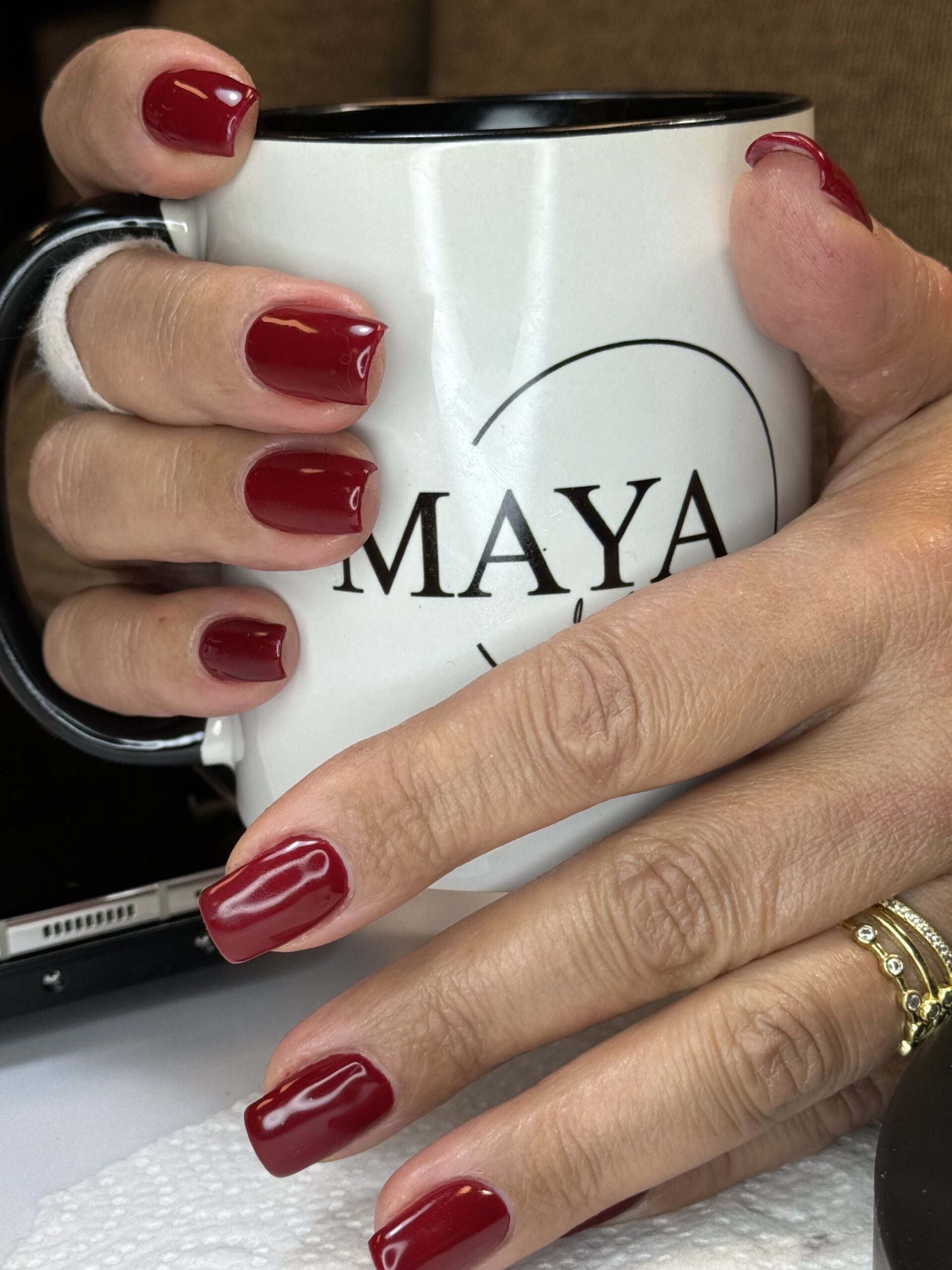 Maya Beauty Salong Tønsberg negler13