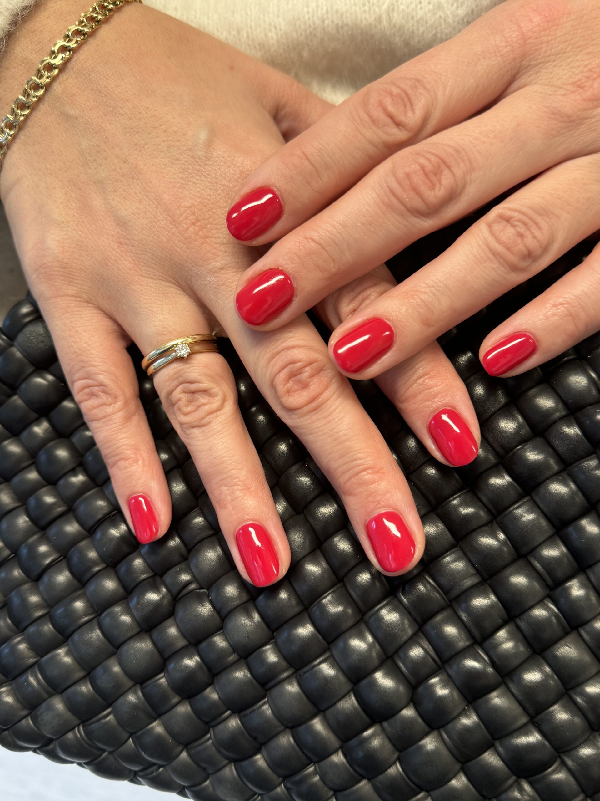 Maya Beauty Salong Tønsberg negler8